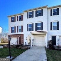 1125 Coulbourn Cor in Glen Burnie, MD - Building Photo