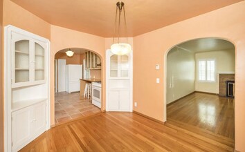 461 Matadero Ave in Palo Alto, CA - Building Photo - Building Photo