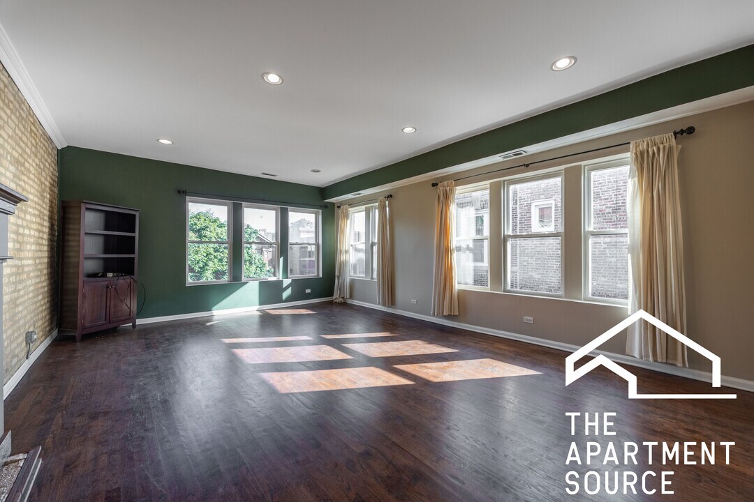 1517 W Jonquil Terrace in Chicago, IL - Building Photo