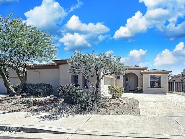 property at 14437 W Lexington Ave