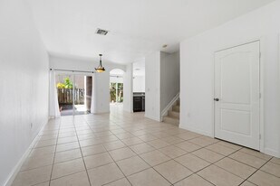 21460 SW 85th Path in Cutler Bay, FL - Building Photo