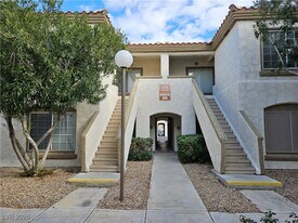 6704 Indian Chief Dr in Las Vegas, NV - Building Photo