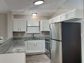 7940 Evening Flower Ln in Jacksonville, FL - Foto de edificio - Building Photo