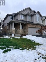 147 Fleming Rd in Guelph, ON - Building Photo