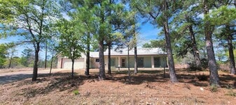 144 Koolua Dr in Bastrop, TX - Building Photo