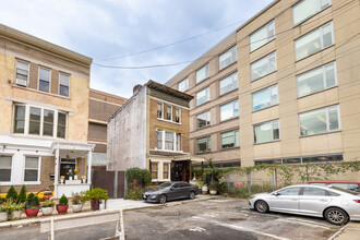 15 Washington Ter in New York, NY - Building Photo - Building Photo