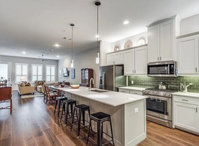 property at 5015 Meridian Ln