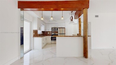 1510 West Ave in Miami Beach, FL - Building Photo - Building Photo