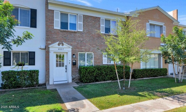 property at 4027 E Campbell Ave