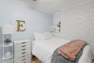 26 Boston St, Unit #1 in Boston, MA - Foto de edificio - Building Photo