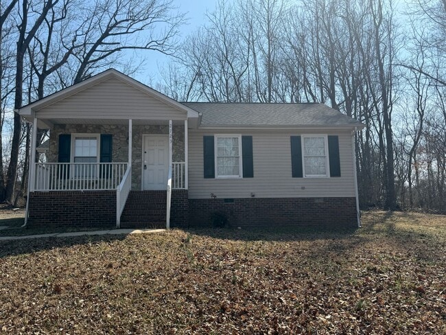 property at 2723 Vestal St