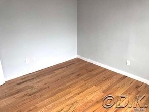 215 E Broadway-Unit -6L in Long Beach, NY - Building Photo - Building Photo