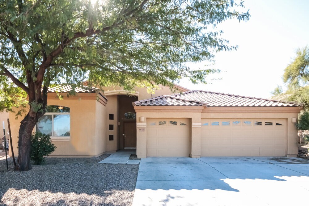 7129 W Autumn Gold Ct in Tucson, AZ - Building Photo