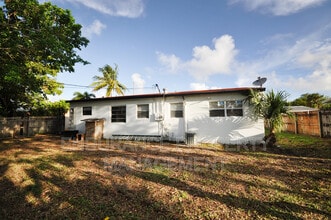 1143 W 23rd St in West Palm Beach, FL - Building Photo - Building Photo