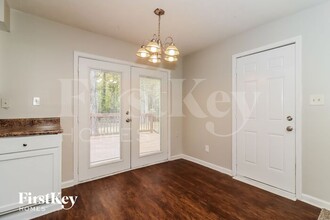 3173 Ridgecrest Dr in Powder Springs, GA - Building Photo - Building Photo