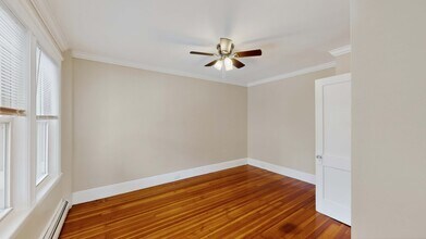 8 Ropes St, Unit 1T in Salem, MA - Building Photo - Building Photo