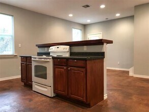 5513 William Holland Ave in Austin, TX - Building Photo - Building Photo