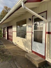 1560 Waverly Dr SE in Albany, OR - Building Photo - Building Photo