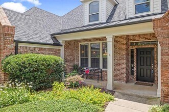 2301 Brookcrest Ln in Grapevine, TX - Building Photo - Building Photo