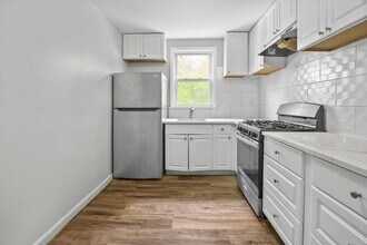 15 Vernon Terrace in Poughkeepsie, NY - Building Photo - Building Photo