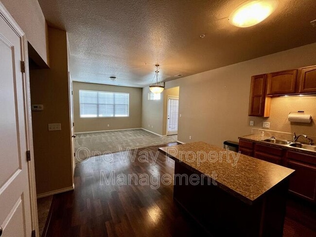 6915 W 3rd St in Greeley, CO - Foto de edificio - Building Photo