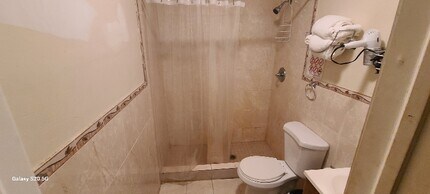 3180 Fish Ave in Bronx, NY - Building Photo - Building Photo