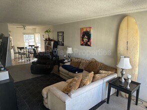 4859 Santa Cruz Ave in San Diego, CA - Building Photo - Building Photo