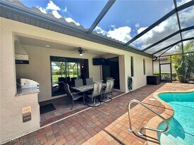 28518 Westmeath Ct in Bonita Springs, FL - Building Photo