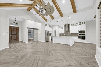 24 Red River Ave in Edinburg, TX - Building Photo - Building Photo