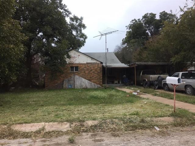 705 W 6th St in Coleman, TX - Foto de edificio