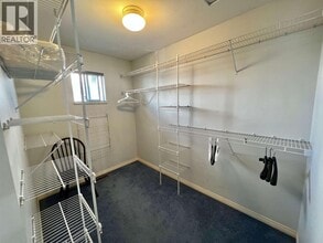 4864 Watling St in Burnaby, BC - Building Photo - Building Photo