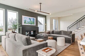 1117 3rd Ave S in Nashville, TN - Foto de edificio - Building Photo