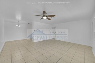 3283 Coral Hills Dr in Coral Springs, FL - Building Photo - Building Photo