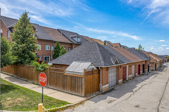 14-100 Rory Rd in Toronto, ON - Building Photo - Building Photo