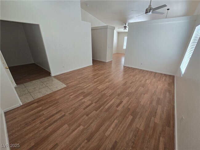 5120 Wedmore Ct in North Las Vegas, NV - Building Photo - Building Photo
