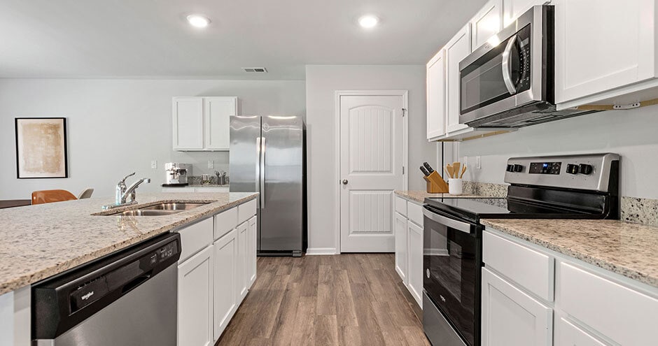 Chatteron Springs in College Park, GA - Building Photo