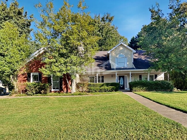 property at 2540 Fortune Dr