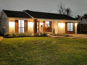 1222 Wardmont St in Houston, TX - Building Photo - Building Photo