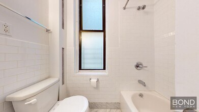 106 E 81st St in New York, NY - Building Photo - Building Photo