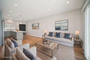 8436 Oakdale Ave in Winnetka, CA - Building Photo