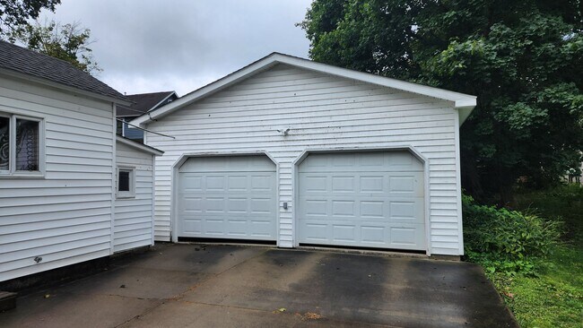 63 Jefferson St in Salamanca, NY - Building Photo - Building Photo