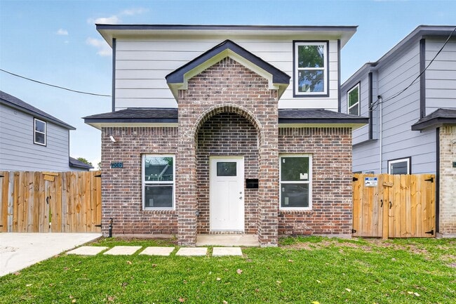 property at 9007 Hilda St