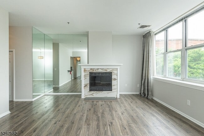 240 Main St in Little Falls, NJ - Building Photo - Building Photo