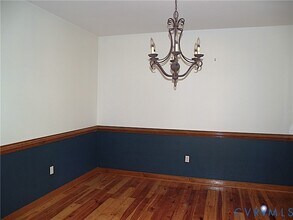 11950 Union Camp Rd in New Kent, VA - Foto de edificio - Building Photo