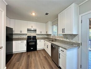 2496 Landington Way NW in Duluth, GA - Building Photo - Building Photo
