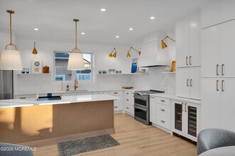 29 4th Ave in Lavallette, NJ - Building Photo - Building Photo