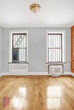 345 W 53rd St in New York, NY - Building Photo - Building Photo