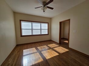 10653 S Mackinaw Ave in Chicago, IL - Building Photo - Building Photo