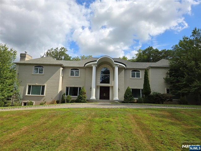 property at 95 Fox Hedge Rd
