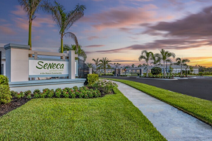 Seneca at Oak Creek in North Fort Myers, FL - Building Photo